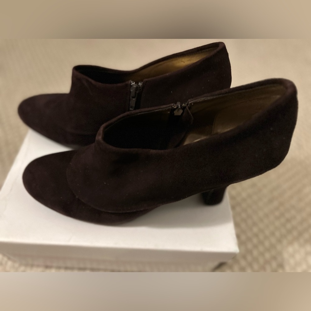 Fremont-Lea Brown Suede Shoes